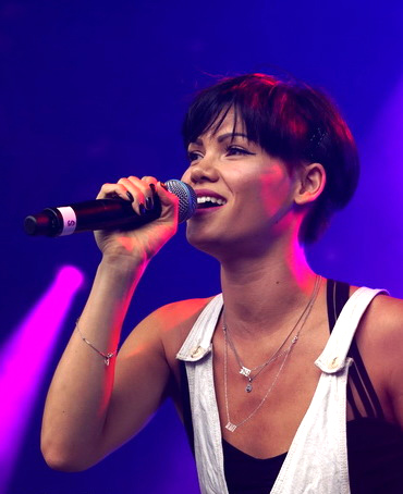 Sinéad Harnett