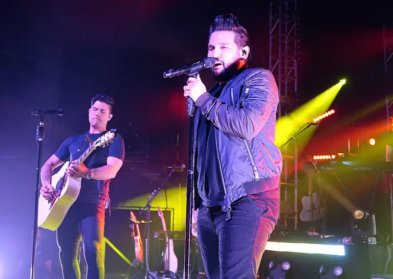 dan plus shay