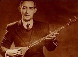 Ahmad Ebadi Setar Playing In AbouAtaa
